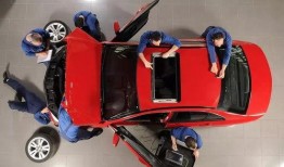 汽车修理师爆料视频播放,视频播放背后的惊人真相